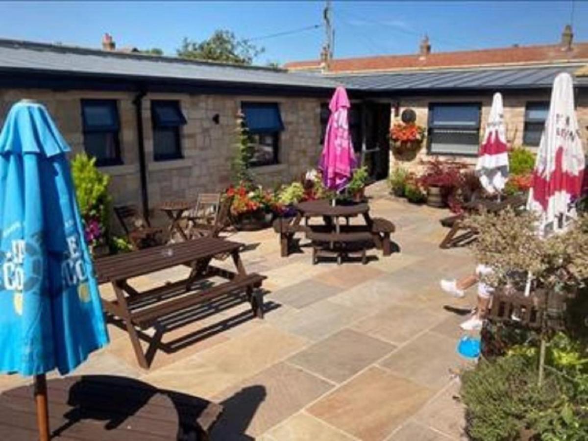 The Masons Arms Bed and Breakfast Norham Buitenkant foto